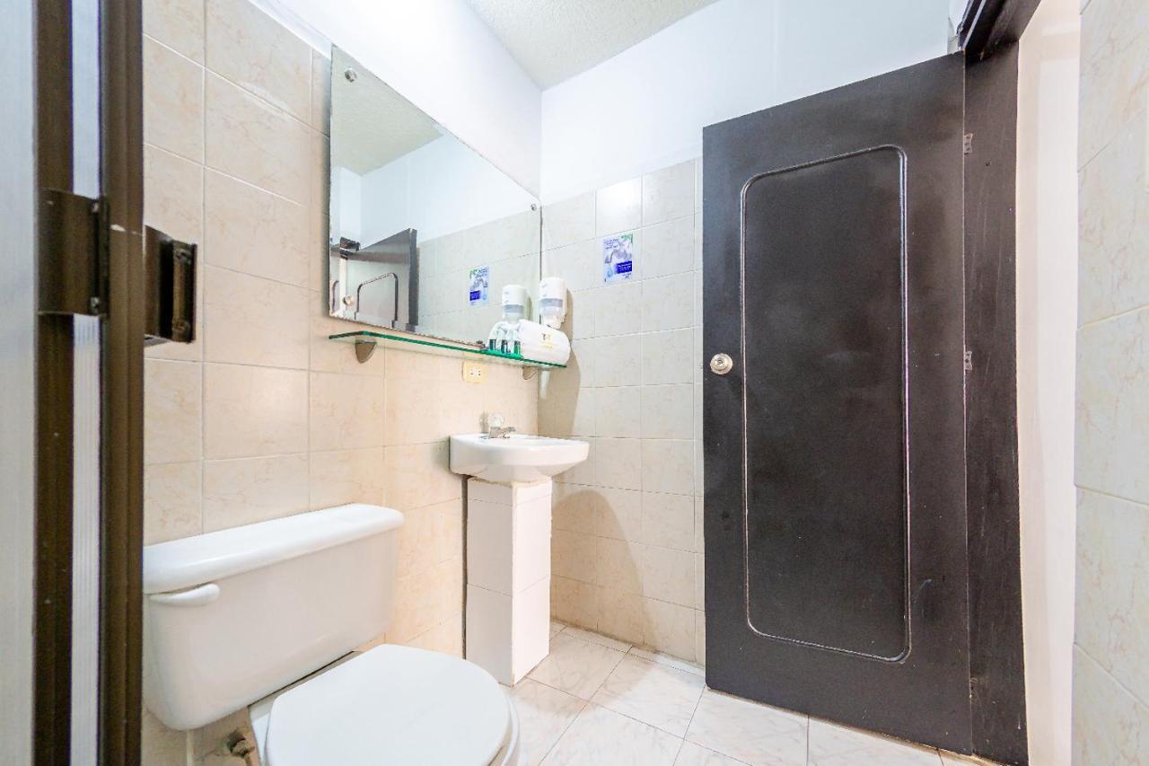 Hotel Imperio La 16 Pereira Zewnętrze zdjęcie