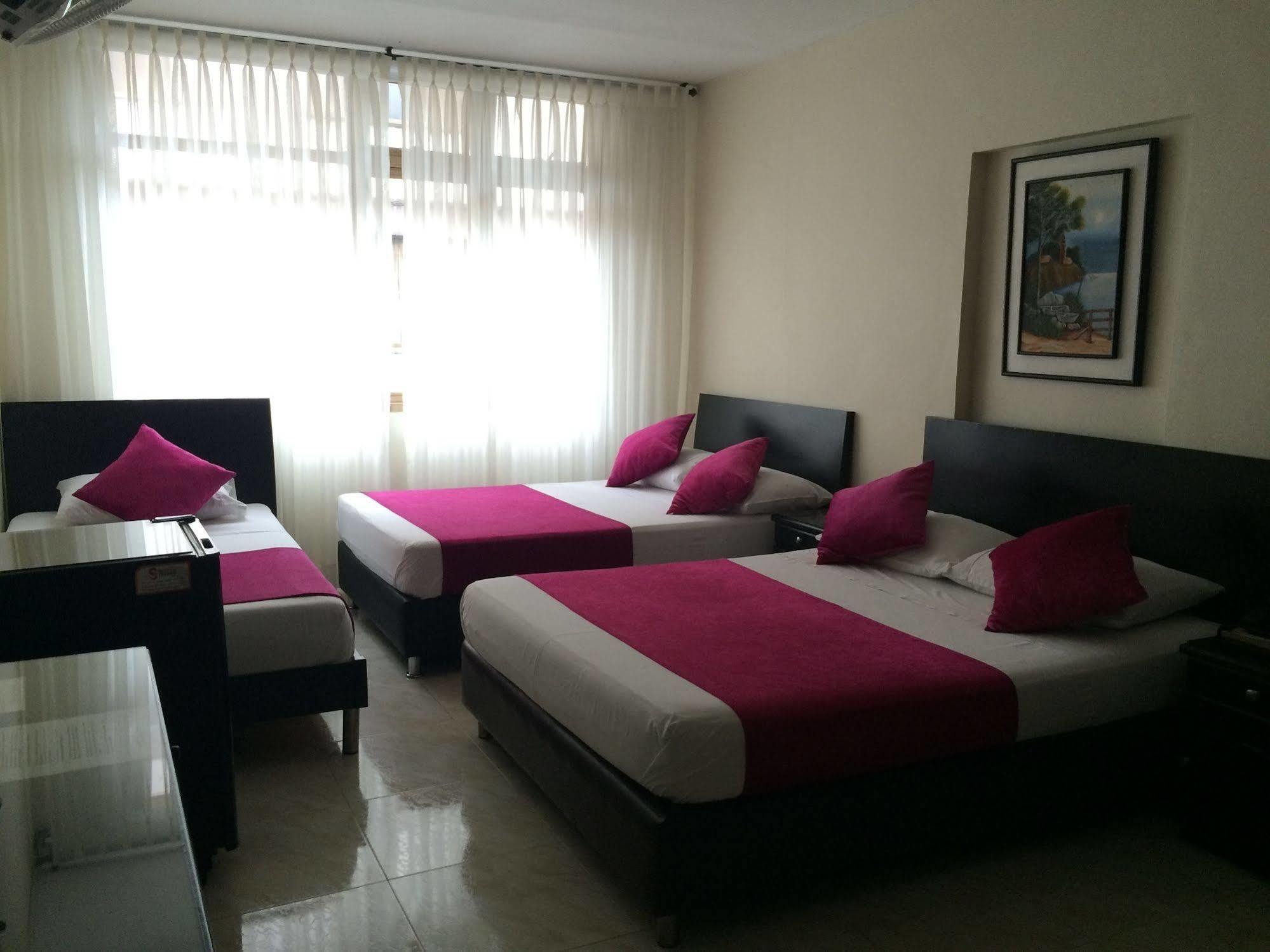 Hotel Imperio La 16 Pereira Zewnętrze zdjęcie