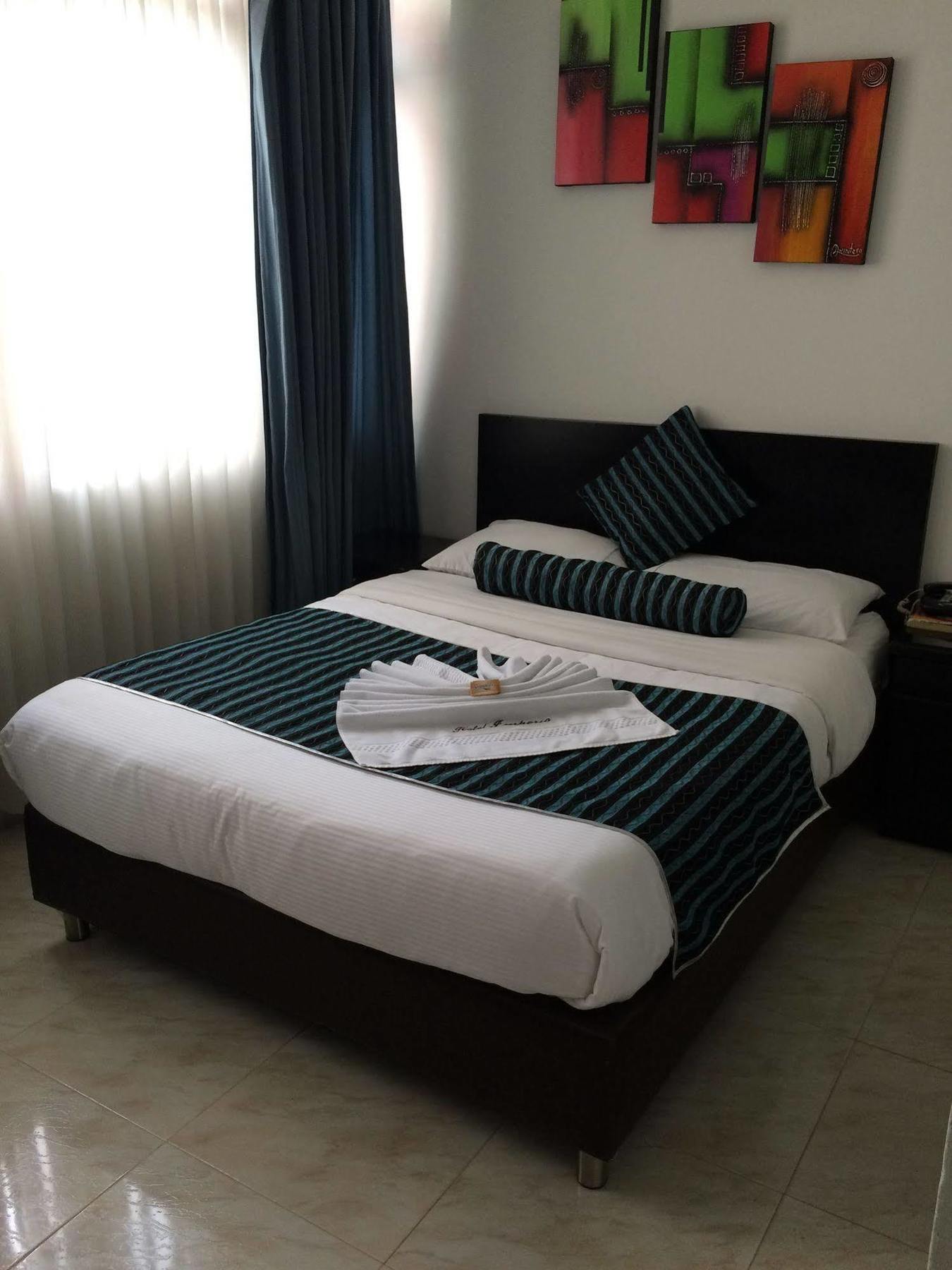 Hotel Imperio La 16 Pereira Zewnętrze zdjęcie